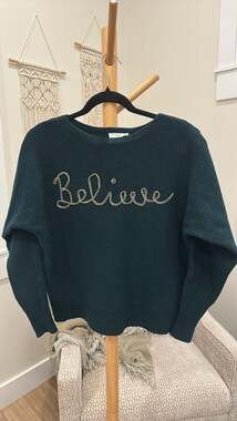 Rio & Rian Believe Script Green Knit Holiday Christmas Sweater M